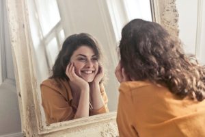 incredere in sine vs stima de sine